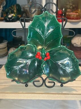 Vintage Holiday Holly Leaf Ceramic Serving Dish - Green with Red Berries
